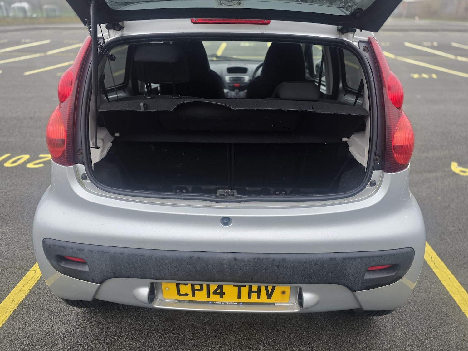 Used Peugeot 107 2014 for sale - 77039893: Photo 30