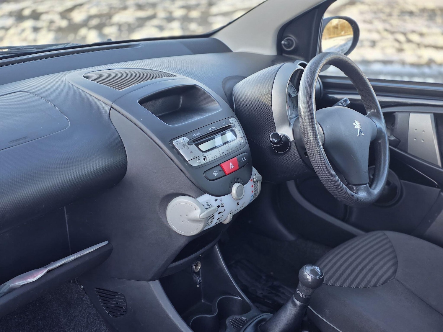 Used Peugeot 107 2013 for sale - 77166809: Photo 23