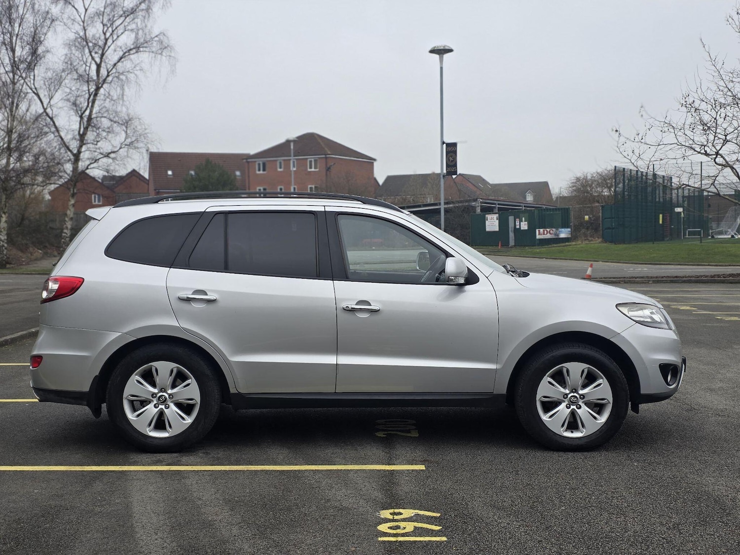 Used Hyundai Santa Fe 2012 for sale - 77468087: Photo 16