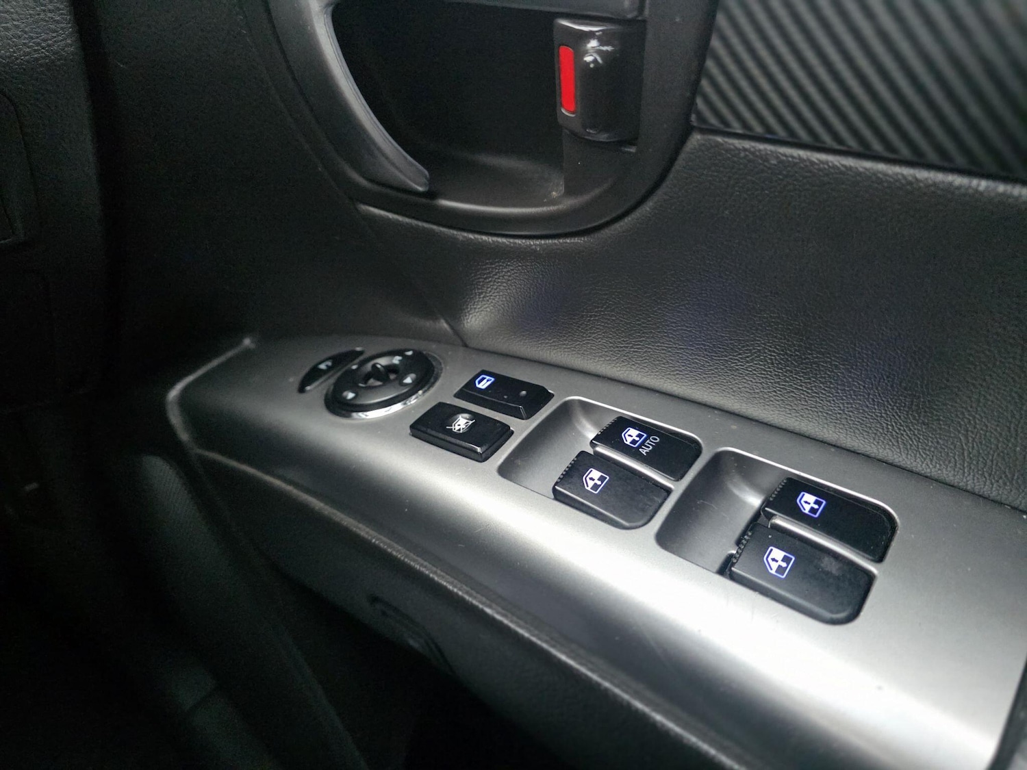 Used Hyundai Santa Fe 2012 for sale - 77468087: Photo 33