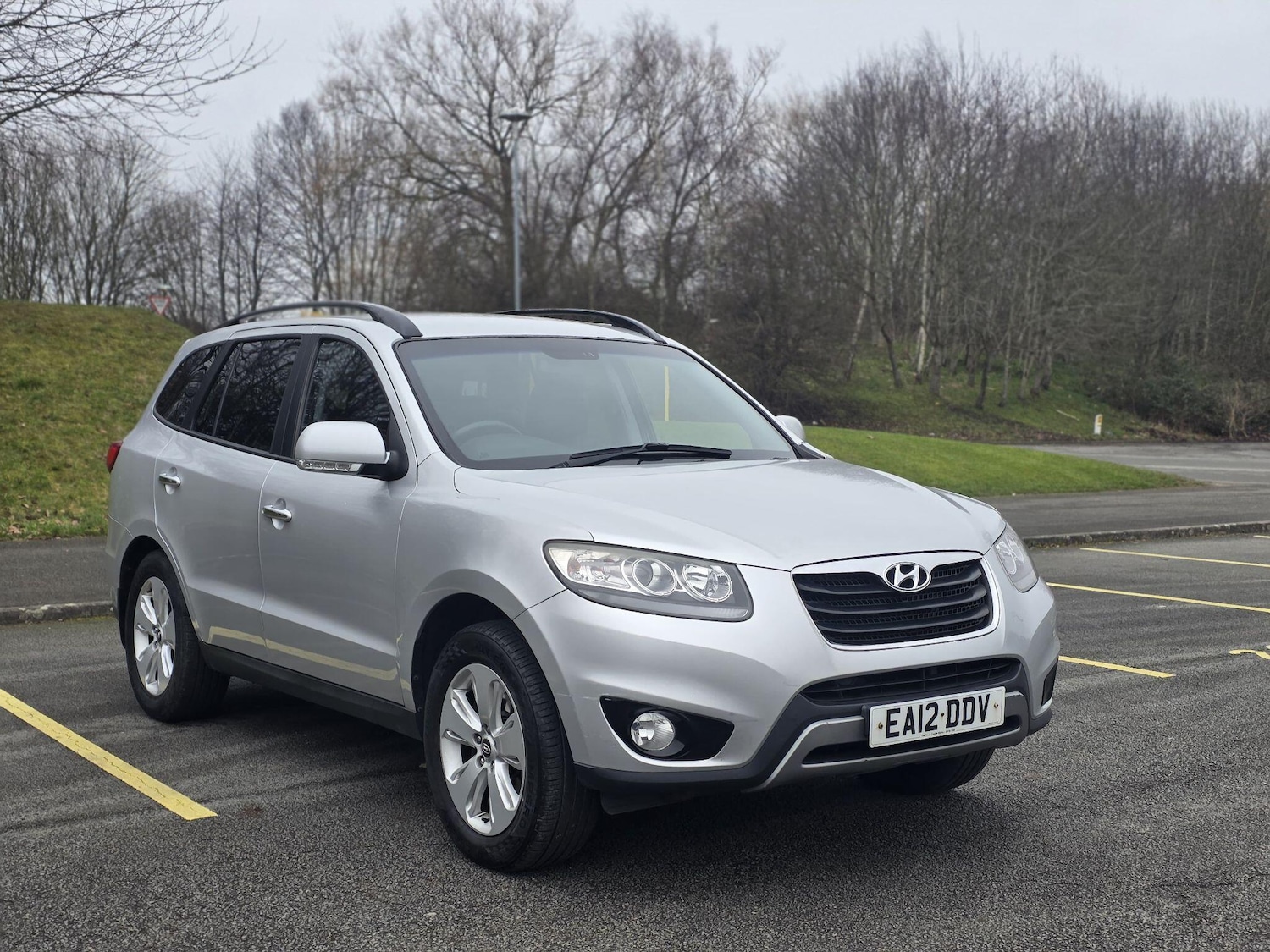 Used Hyundai Santa Fe 2012 for sale - 77468087: Photo 5