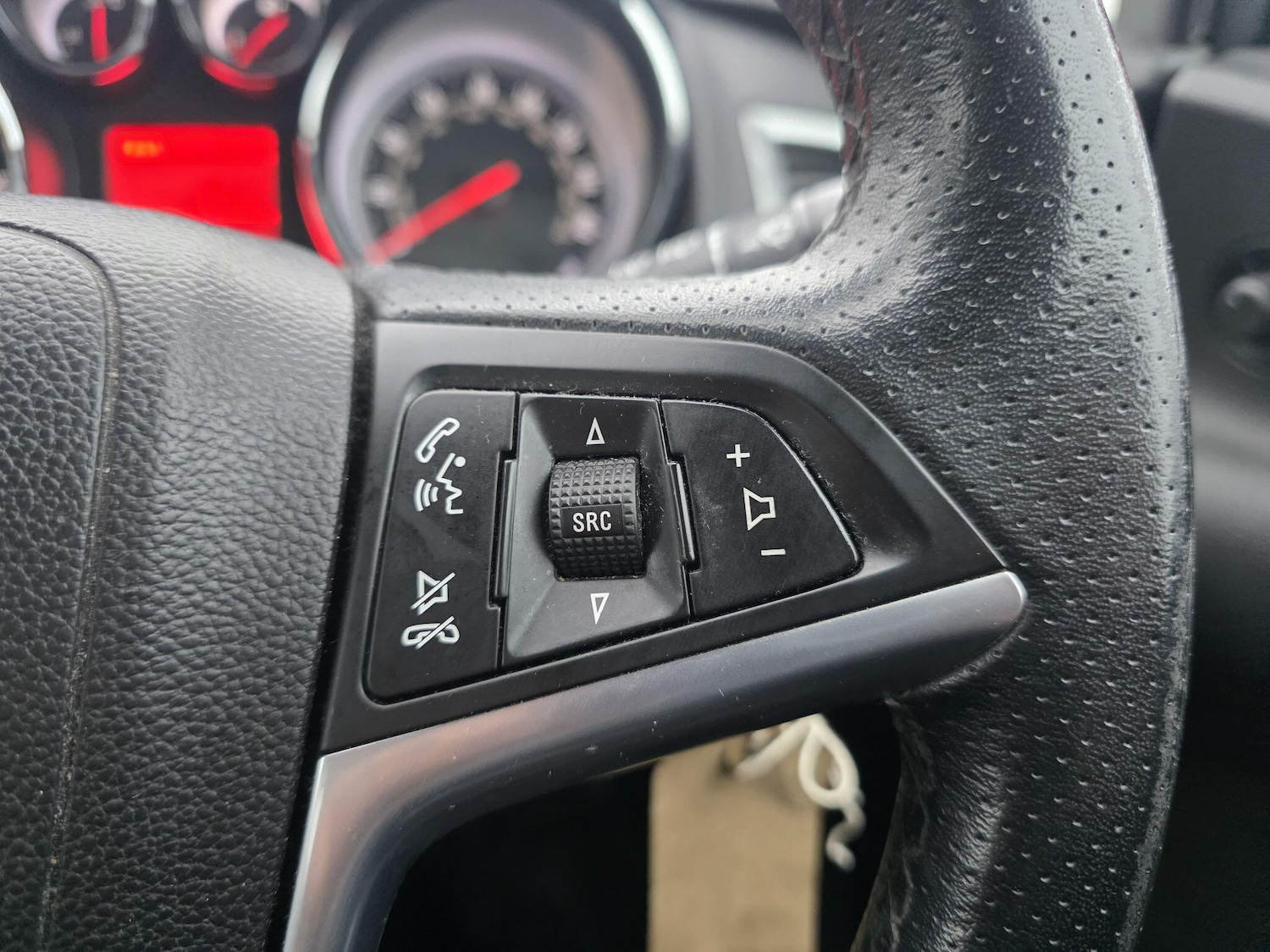 Used Vauxhall Astra 2014 for sale - 77016634: Photo 26