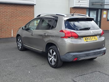 Used Peugeot 2008 2015 for sale - 79756114: Photo