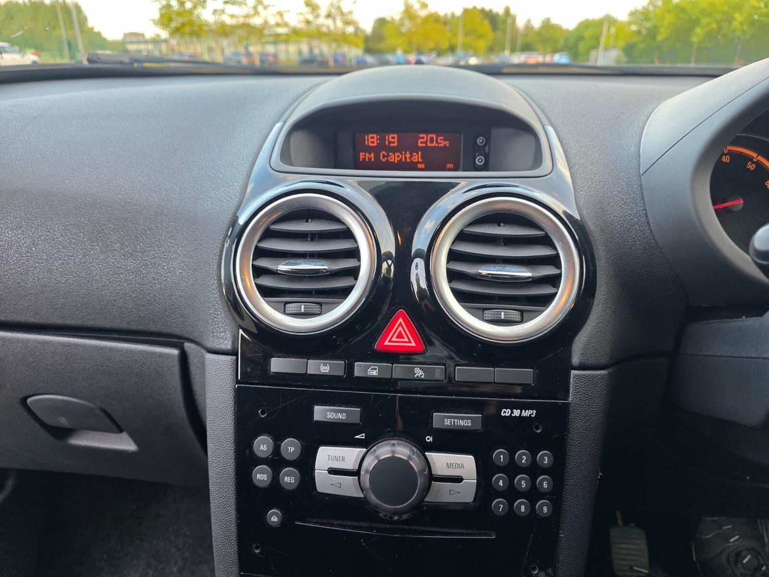 Vehicle 29