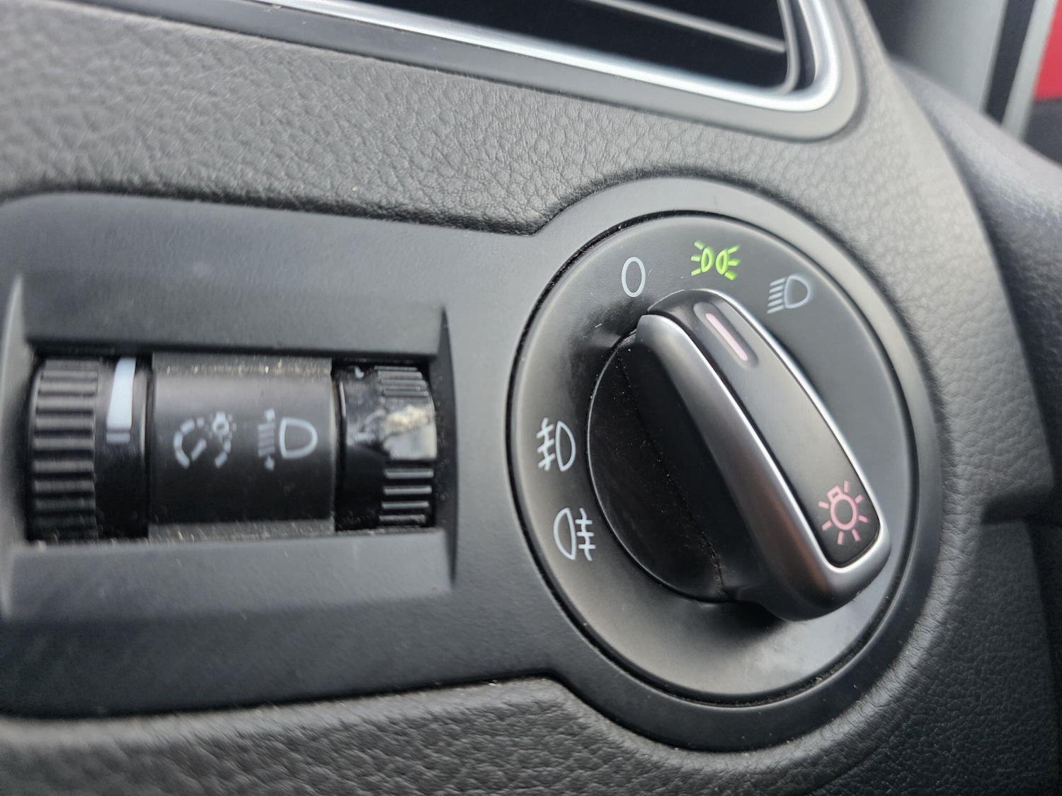 Used Volkswagen Polo 2013 for sale - 77331475: Photo 24