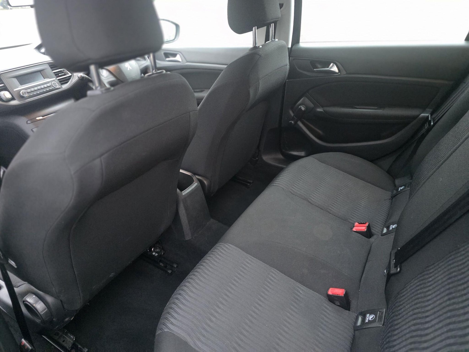 Used Peugeot 308 2015 for sale - 77040933: Photo 20