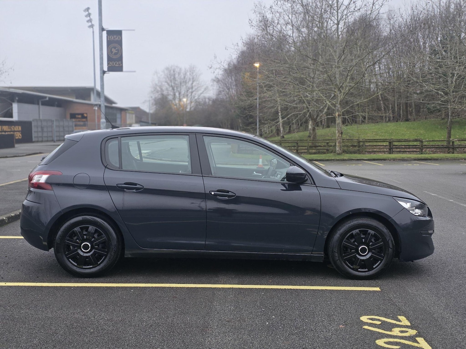 Used Peugeot 308 2015 for sale - 77040933: Photo 23