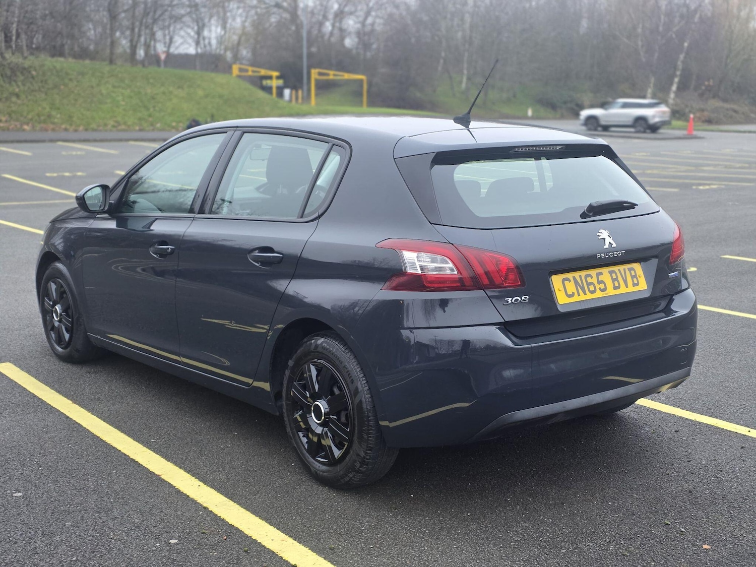 Used Peugeot 308 2015 for sale - 77040933: Photo 8