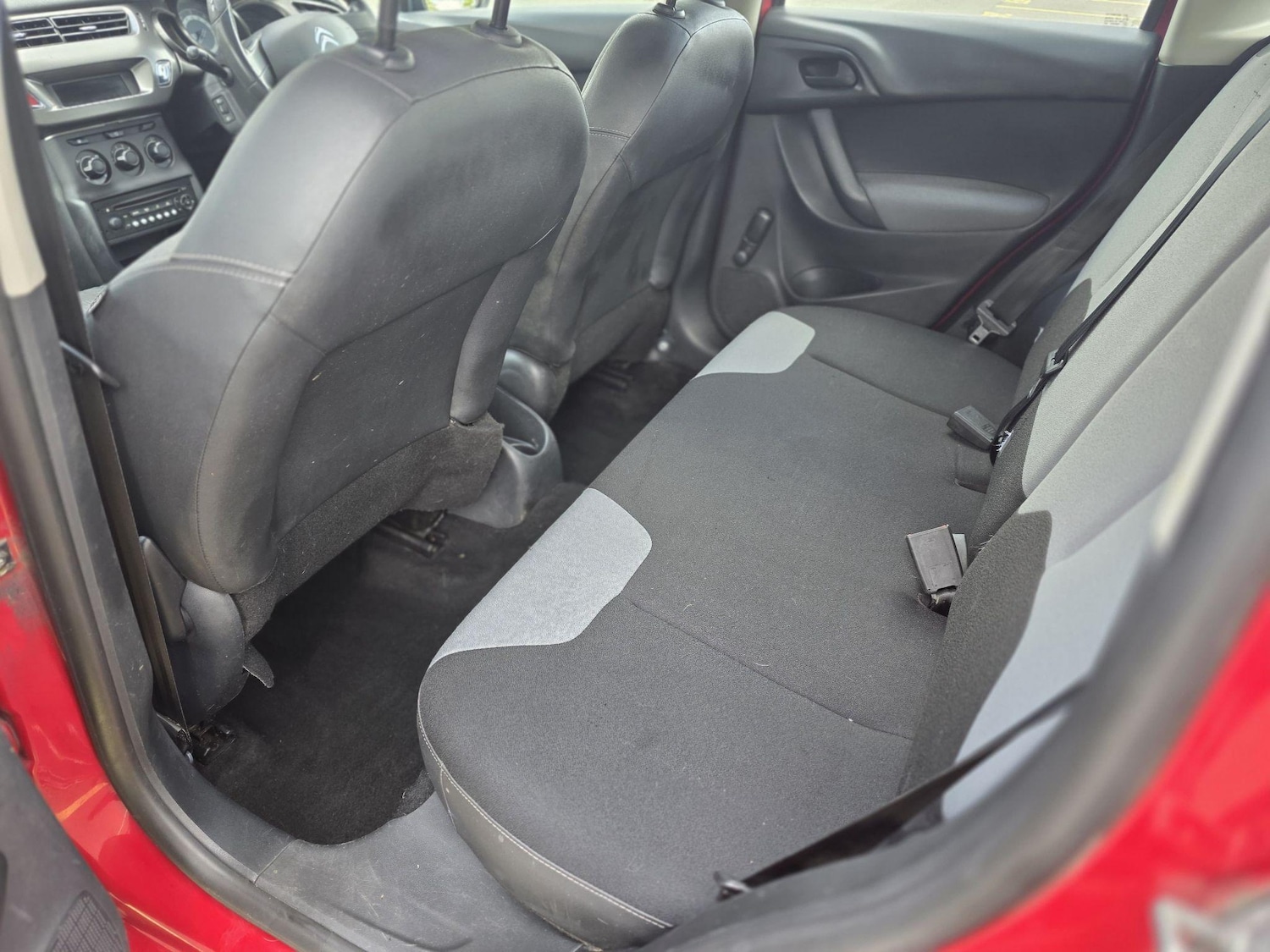 Vehicle 28