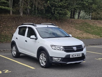 Used Dacia Sandero Stepway 2014 for sale - 79688036: Photo