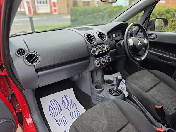 Used Mitsubishi Colt 2010 for sale - 76260110: Photo 23
