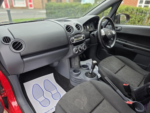 Used Mitsubishi Colt 2010 for sale - 76260110: Photo 26