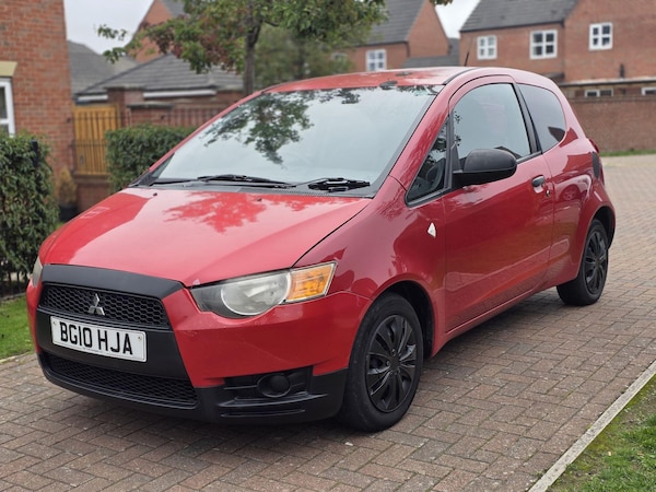 Used Mitsubishi Colt 2010 for sale - 76260110: Photo 5