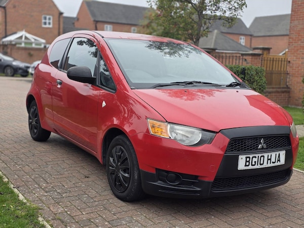 Used Mitsubishi Colt 2010 for sale - 76260110: Photo 8