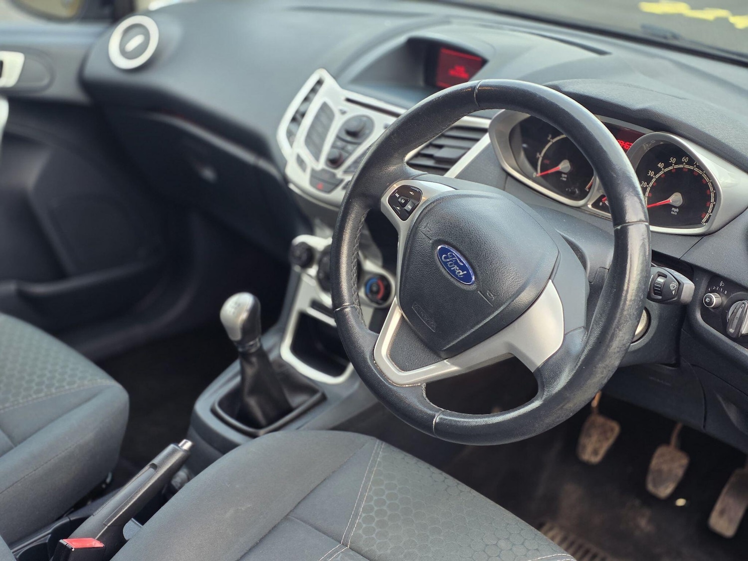 Used Ford Fiesta 2012 for sale - 76727676: Photo 18