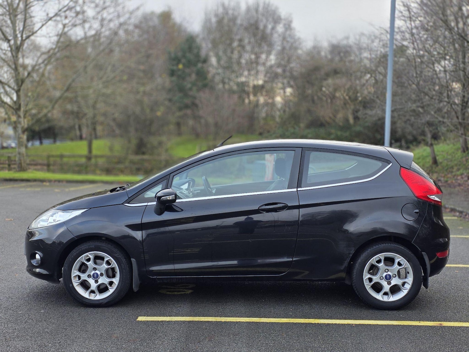 Used Ford Fiesta 2012 for sale - 76727676: Photo 8