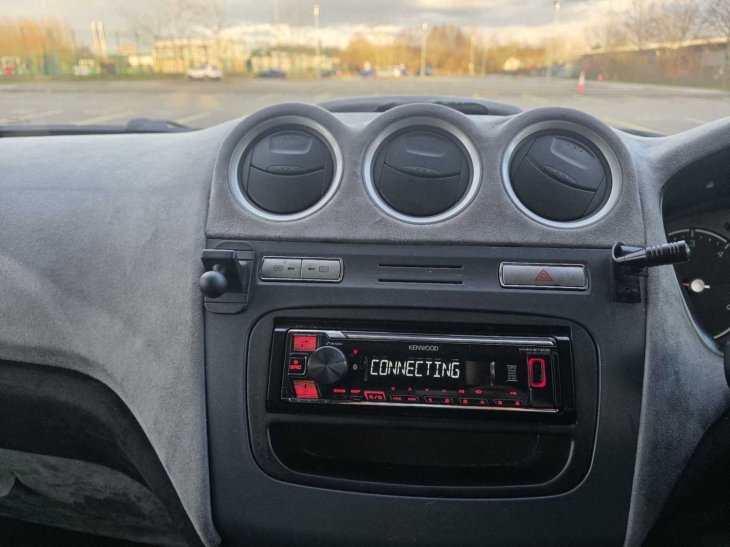 Used Ford Transit Connect 2012 for sale - 77892730: Photo 24