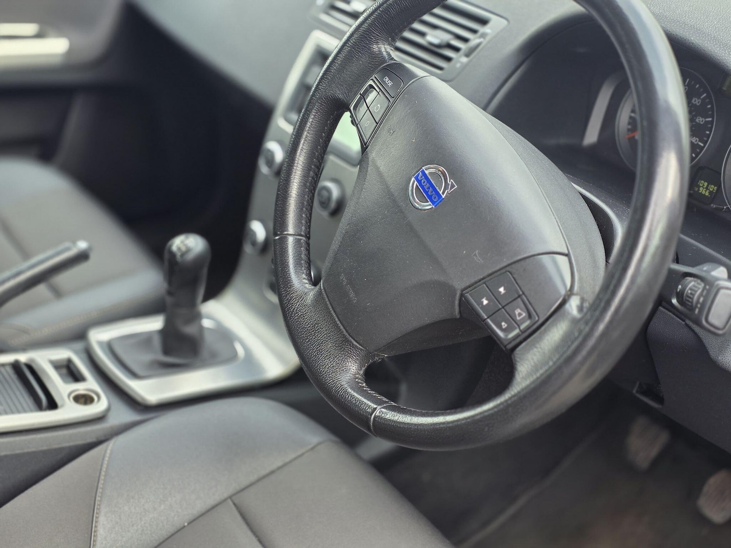 Used Volvo S40 for sale - 76485983: Photo 25