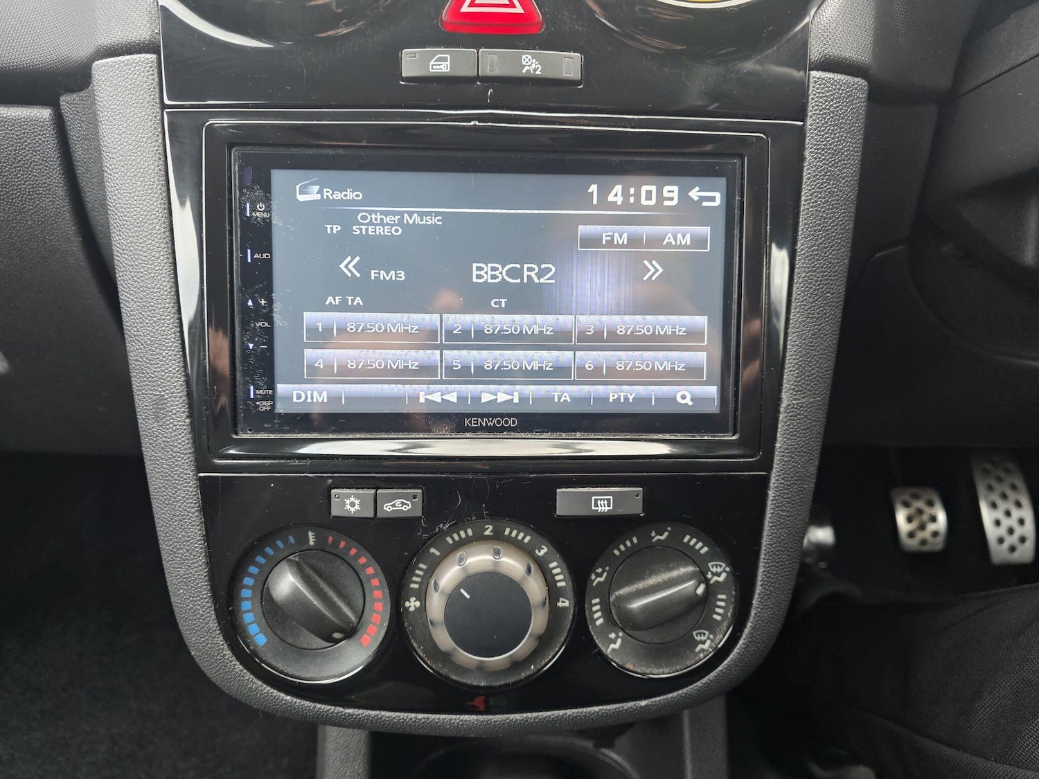 Used Vauxhall Corsa 2011 for sale - 77131428: Photo 30