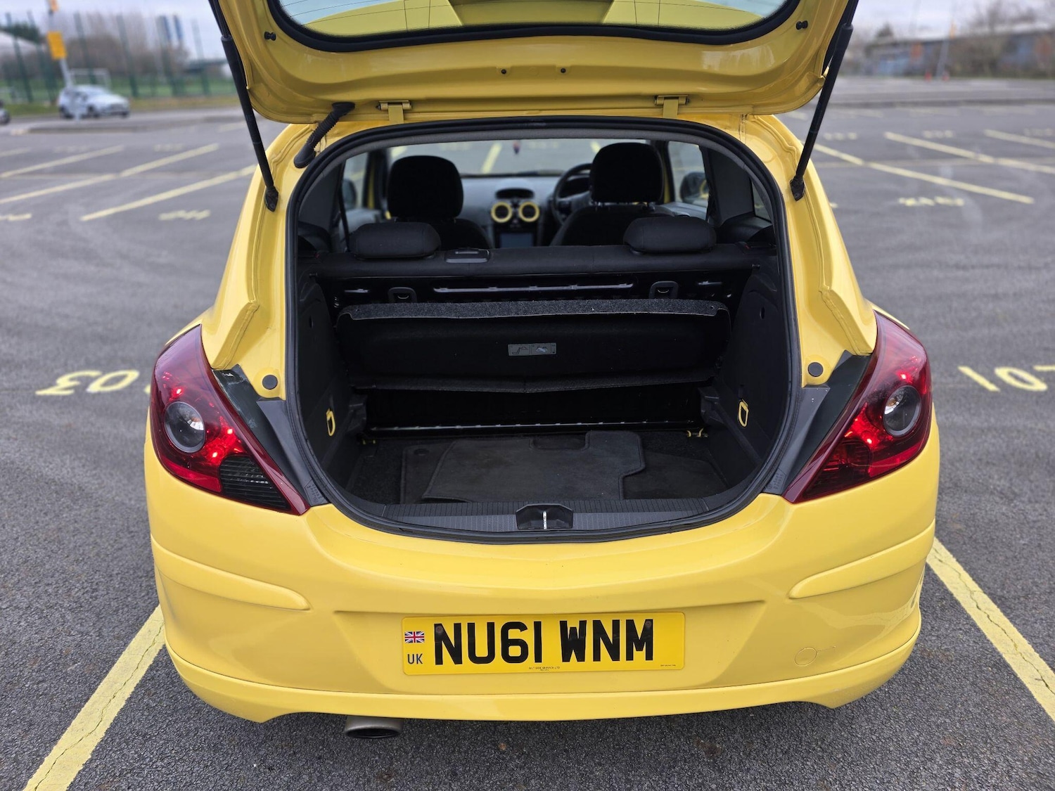 Used Vauxhall Corsa 2011 for sale - 77131428: Photo 34