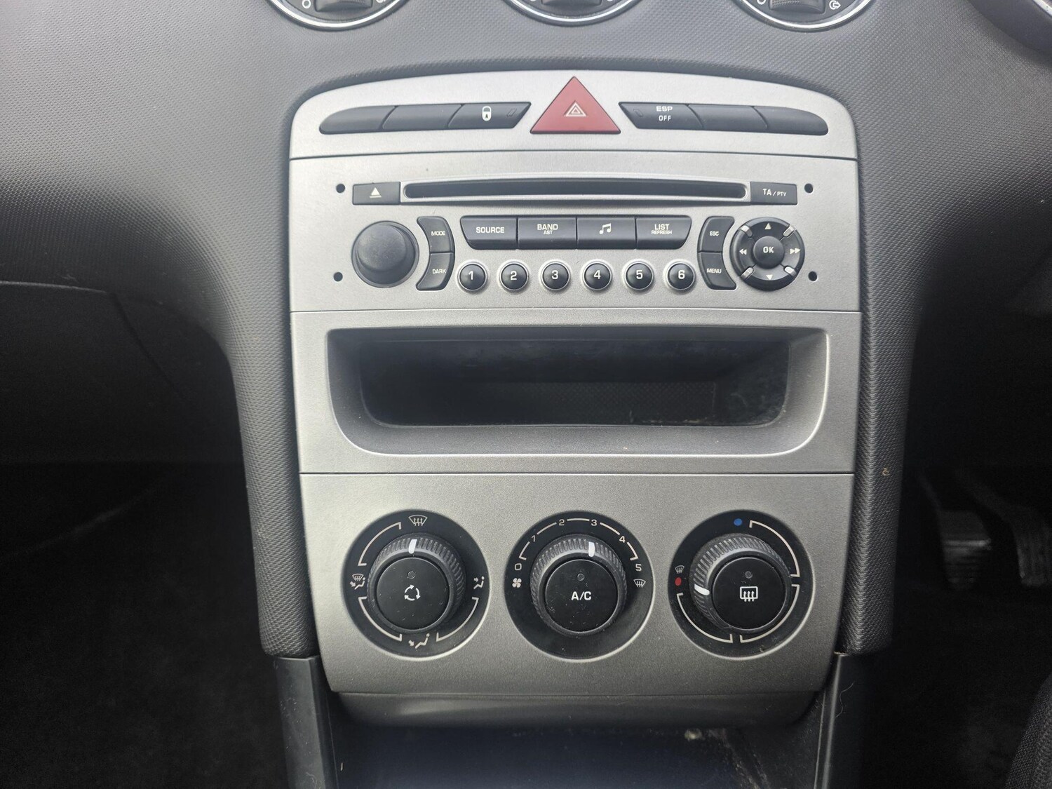 Used Peugeot 308 for sale - 77612785: Photo 26