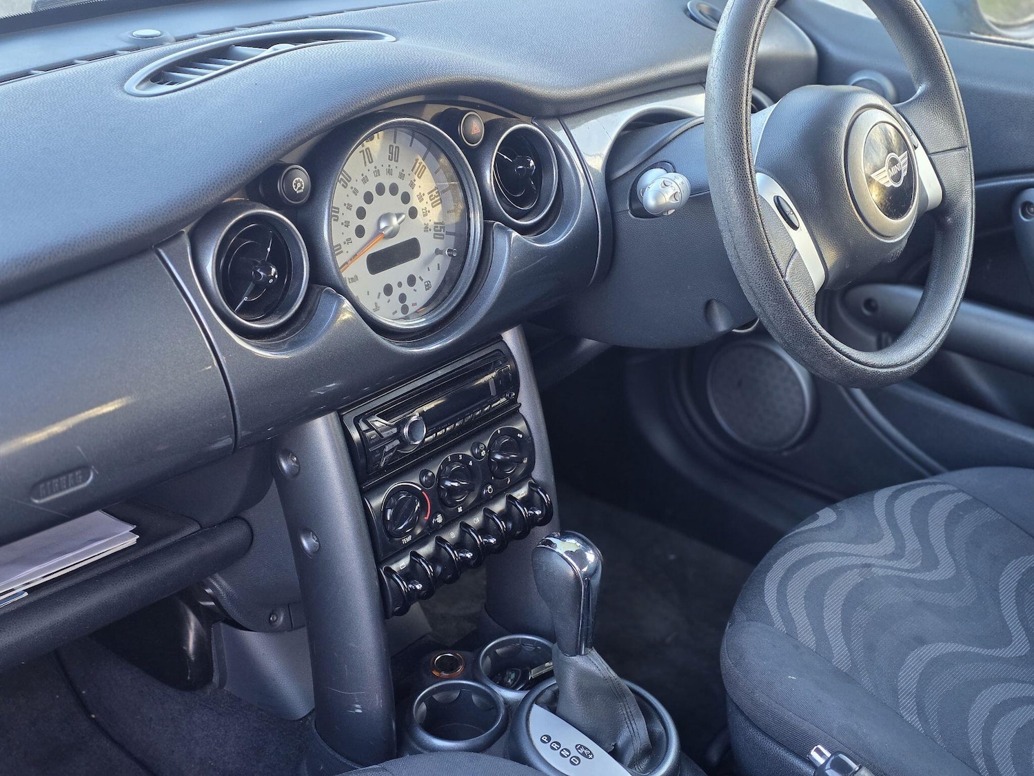 Used MINI Hatch 2003 for sale - 77737145: Photo 25