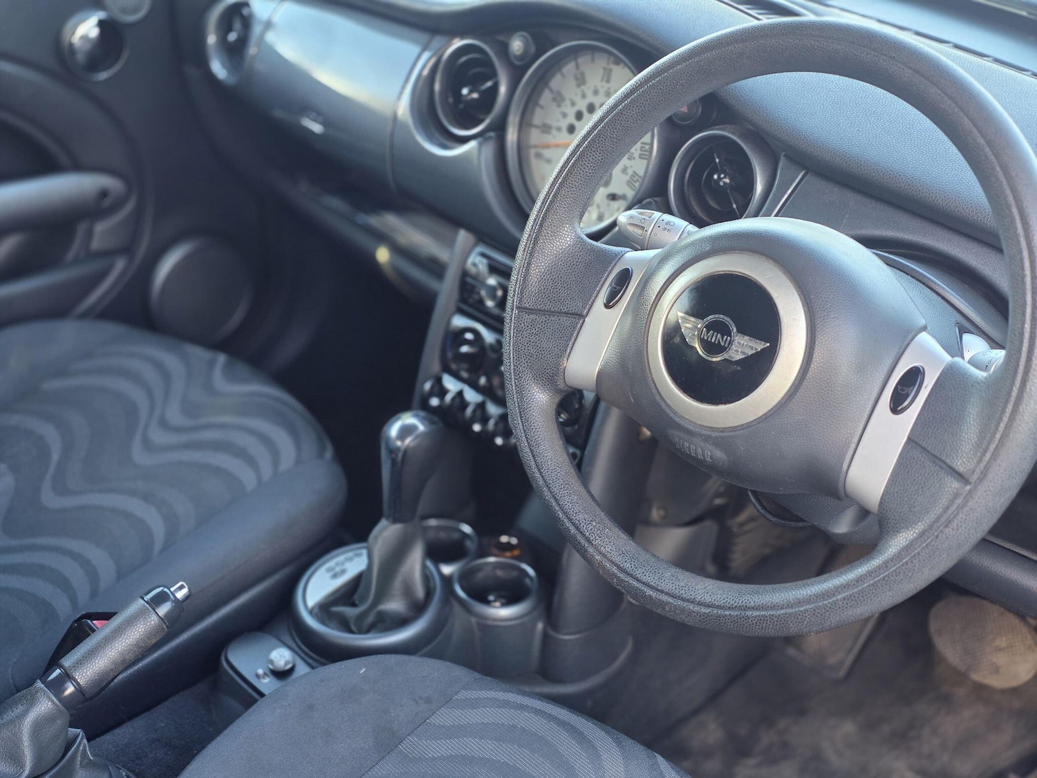 Used MINI Hatch 2003 for sale - 77737145: Photo 29