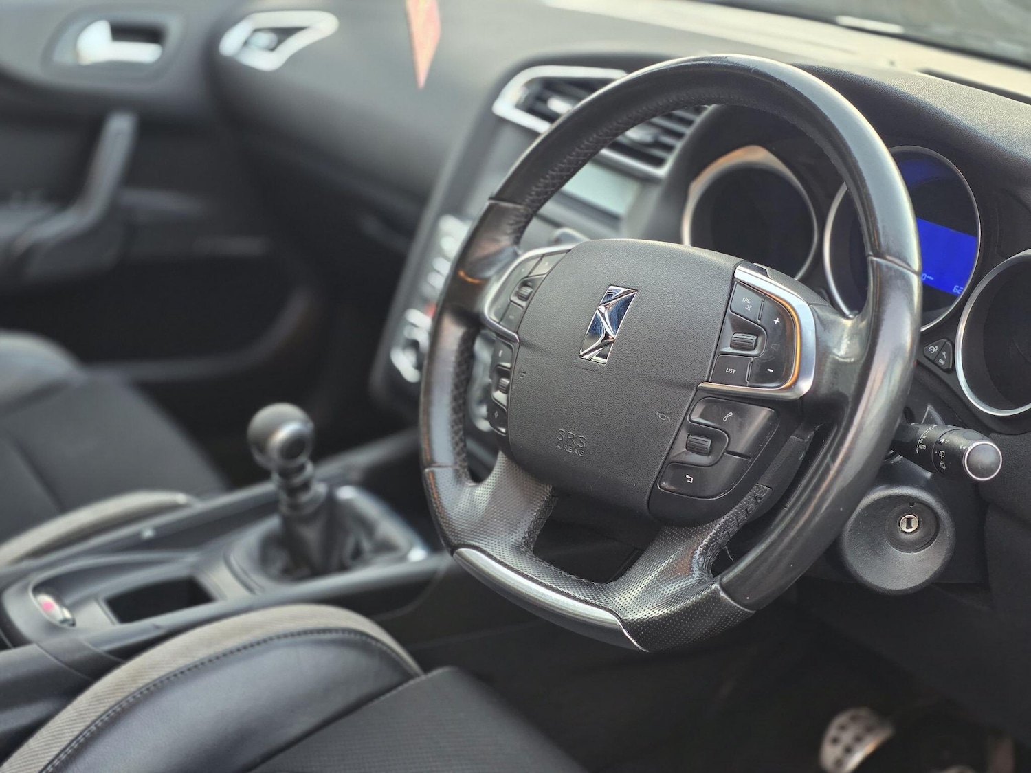 Used Citroen DS4 2013 for sale - 76527929: Photo 28