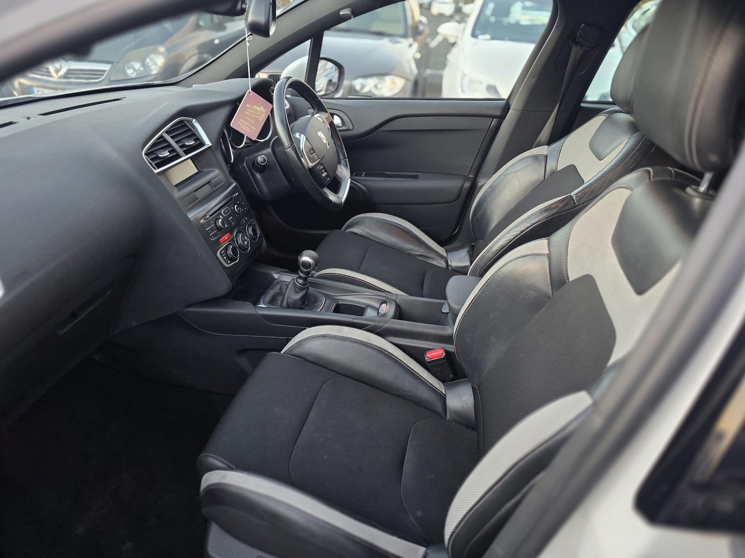 Used Citroen DS4 2013 for sale - 76527929: Photo 29