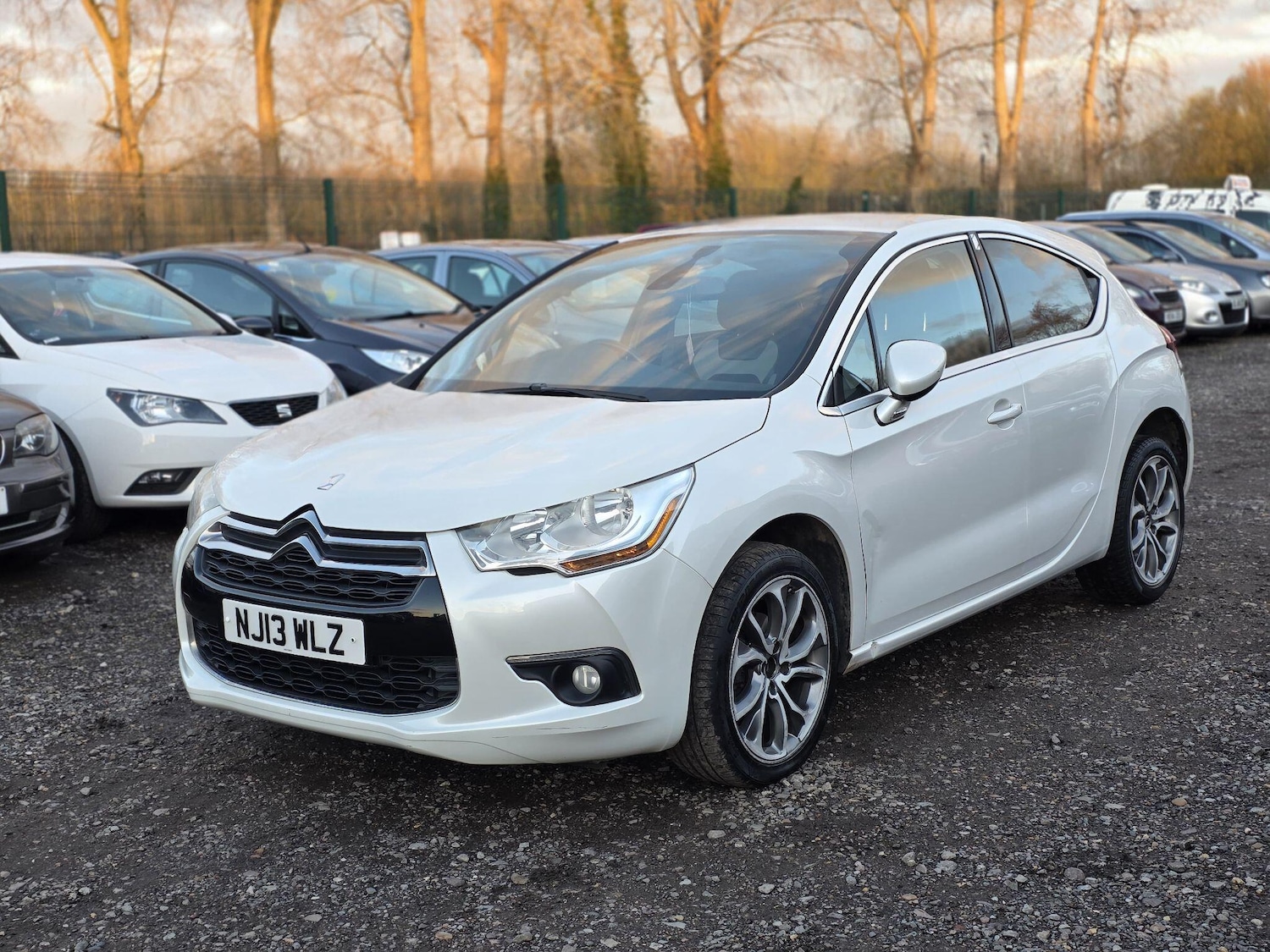Used Citroen DS4 2013 for sale - 76527929: Photo 3