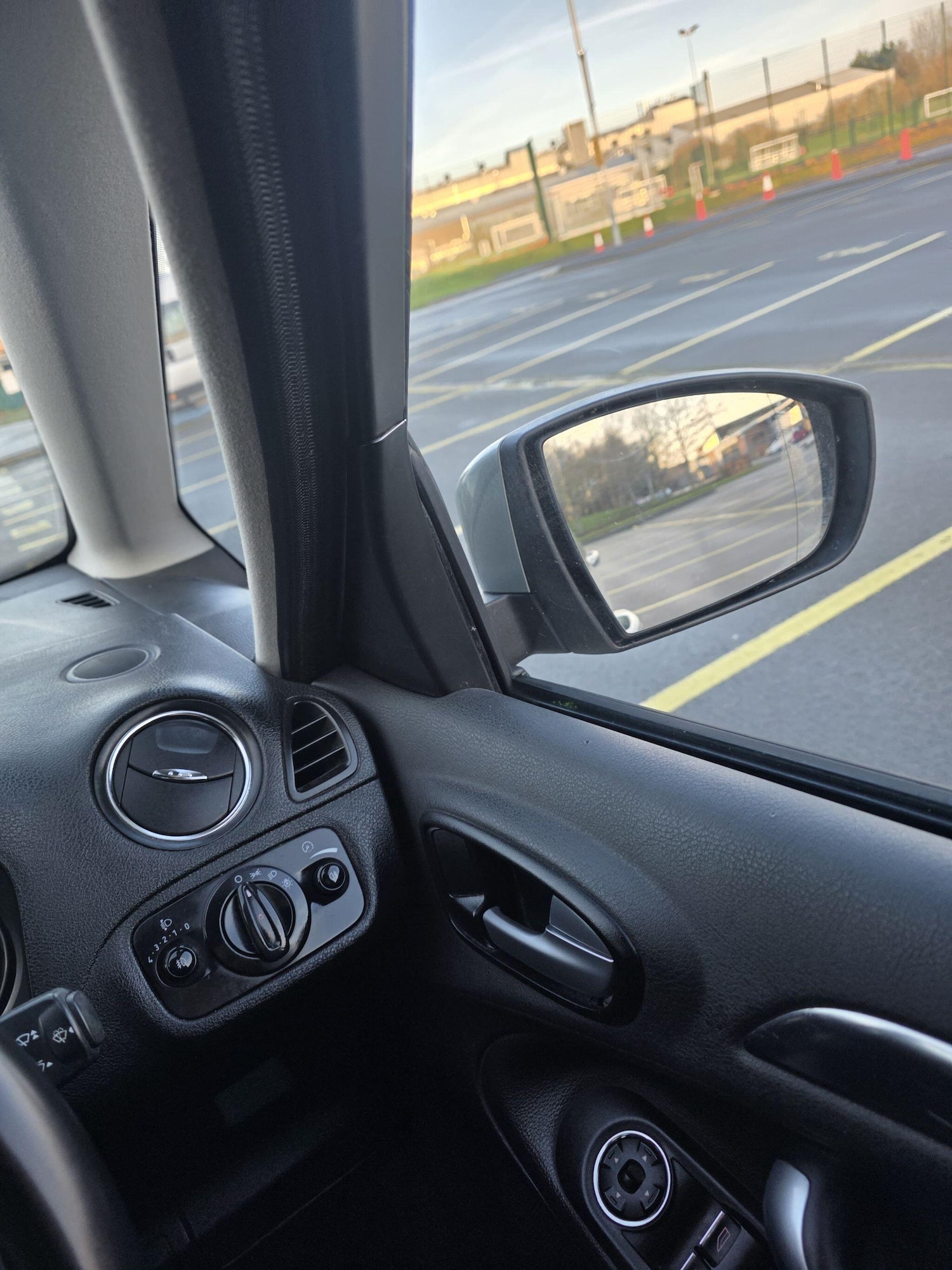 Used Ford S-Max 2009 for sale - 76942661: Photo 22