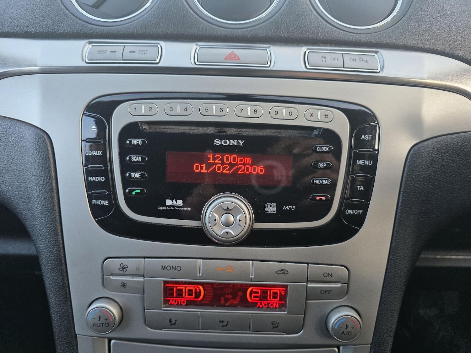 Used Ford S-Max 2009 for sale - 76942661: Photo 37