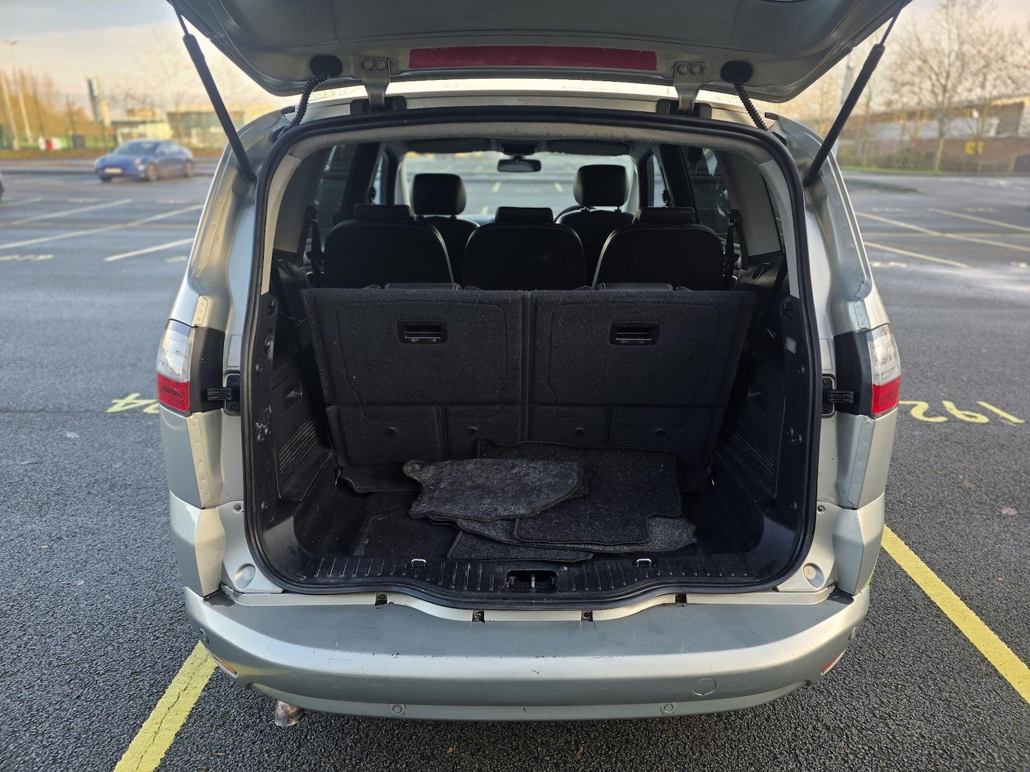 Used Ford S-Max 2009 for sale - 76942661: Photo 39