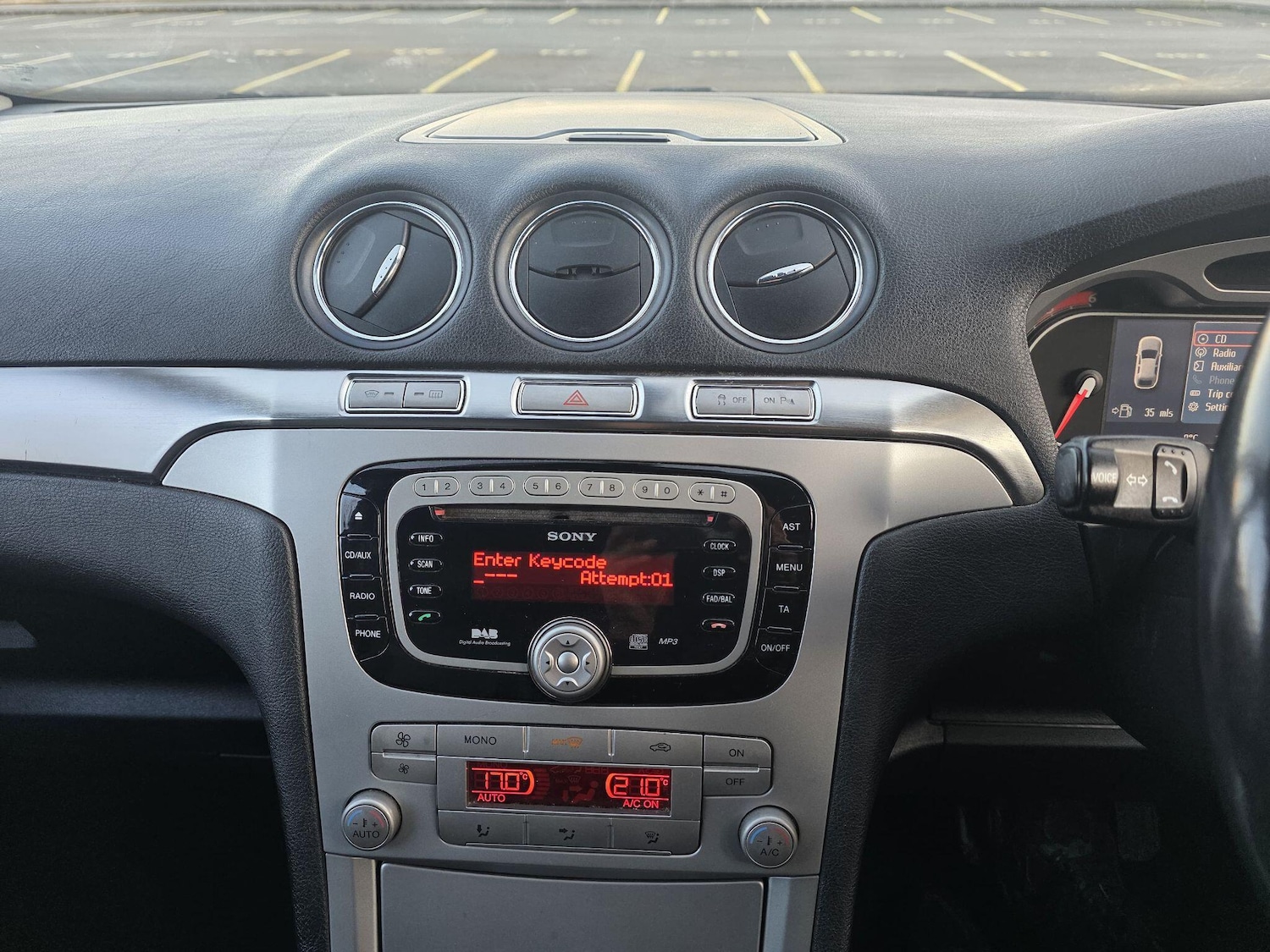 Used Ford S-Max 2009 for sale - 76942661: Photo 46