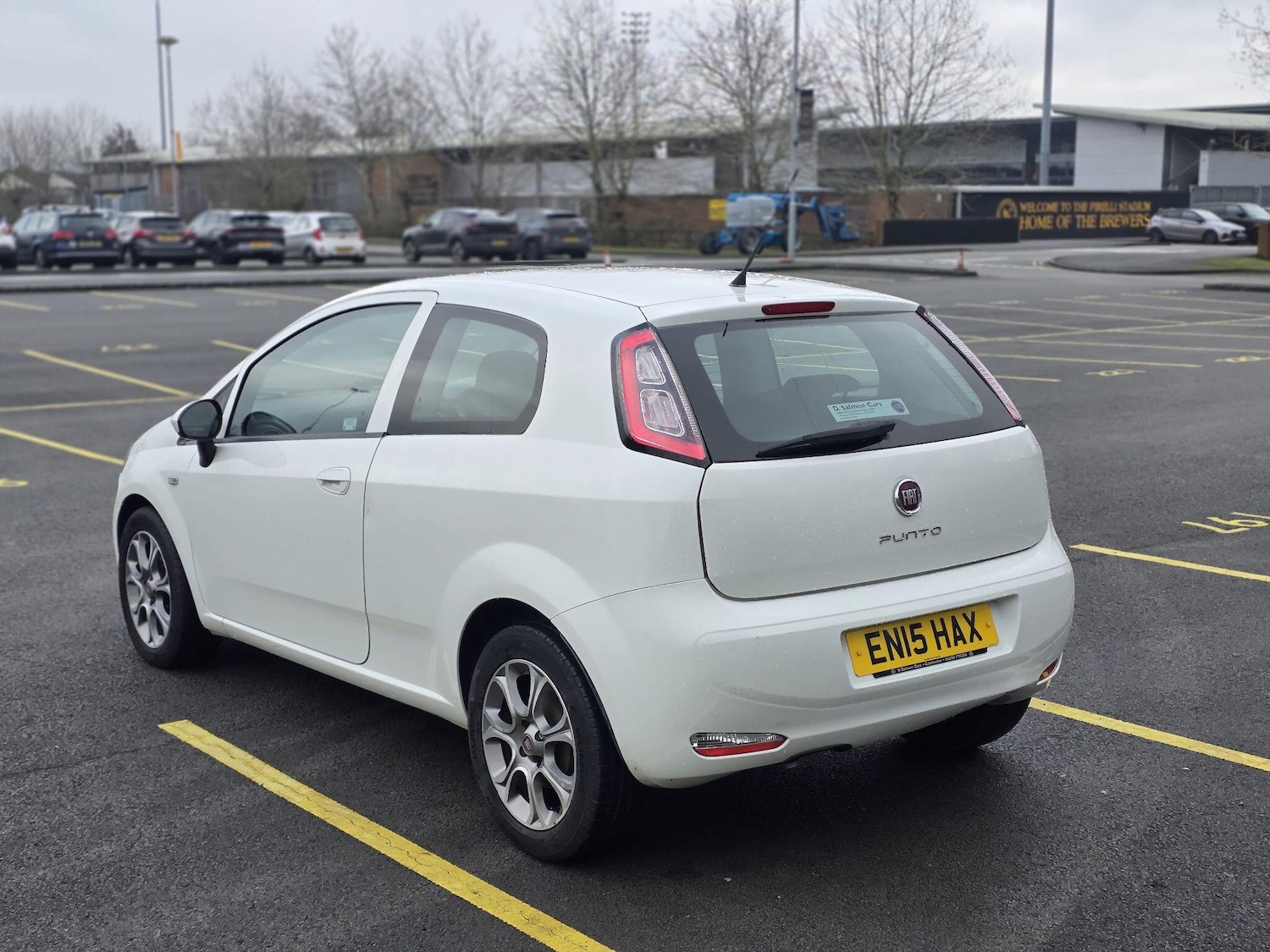 Used Fiat Punto 2015 for sale - 77467900: Photo 11