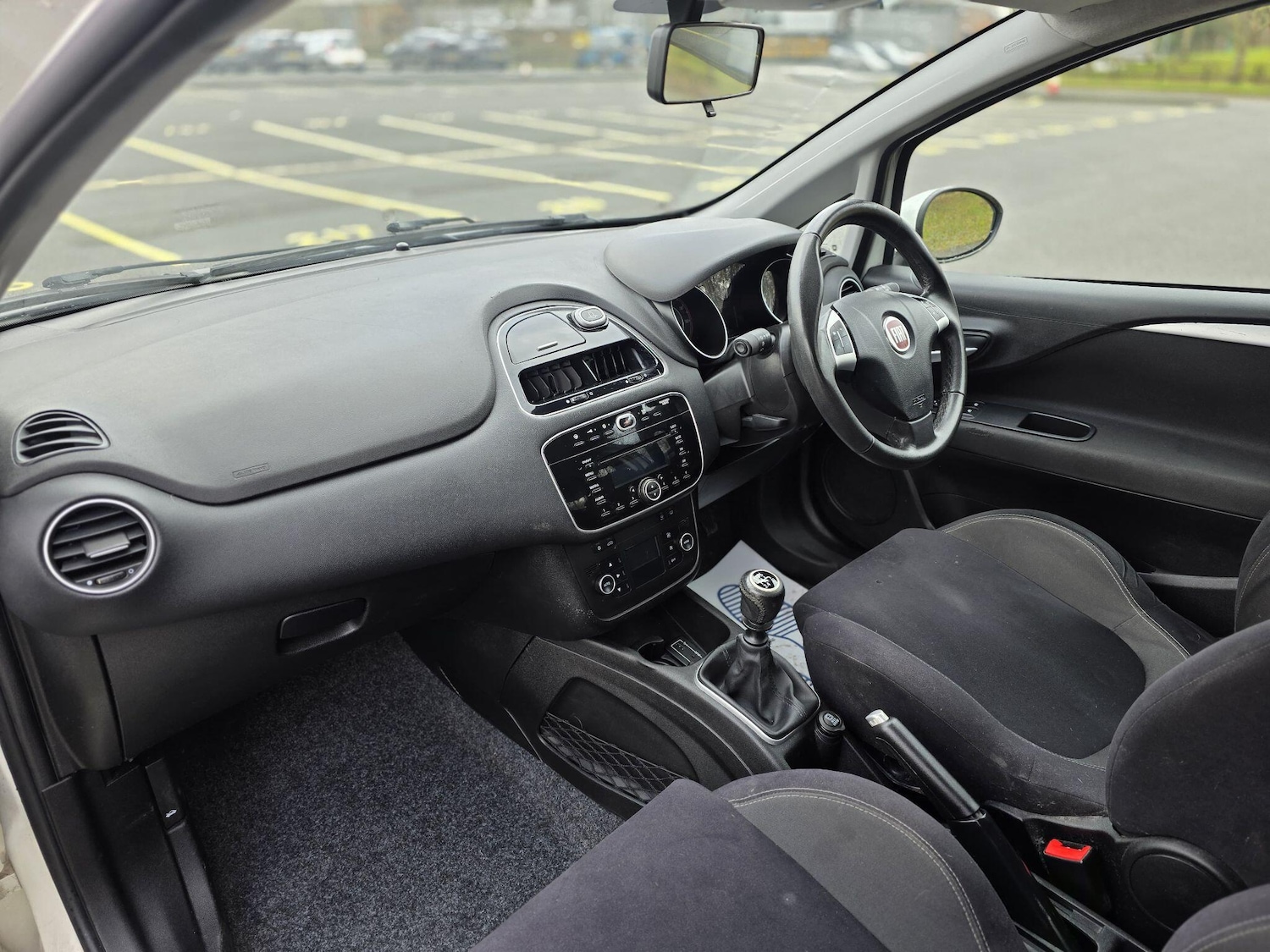 Used Fiat Punto 2015 for sale - 77467900: Photo 20