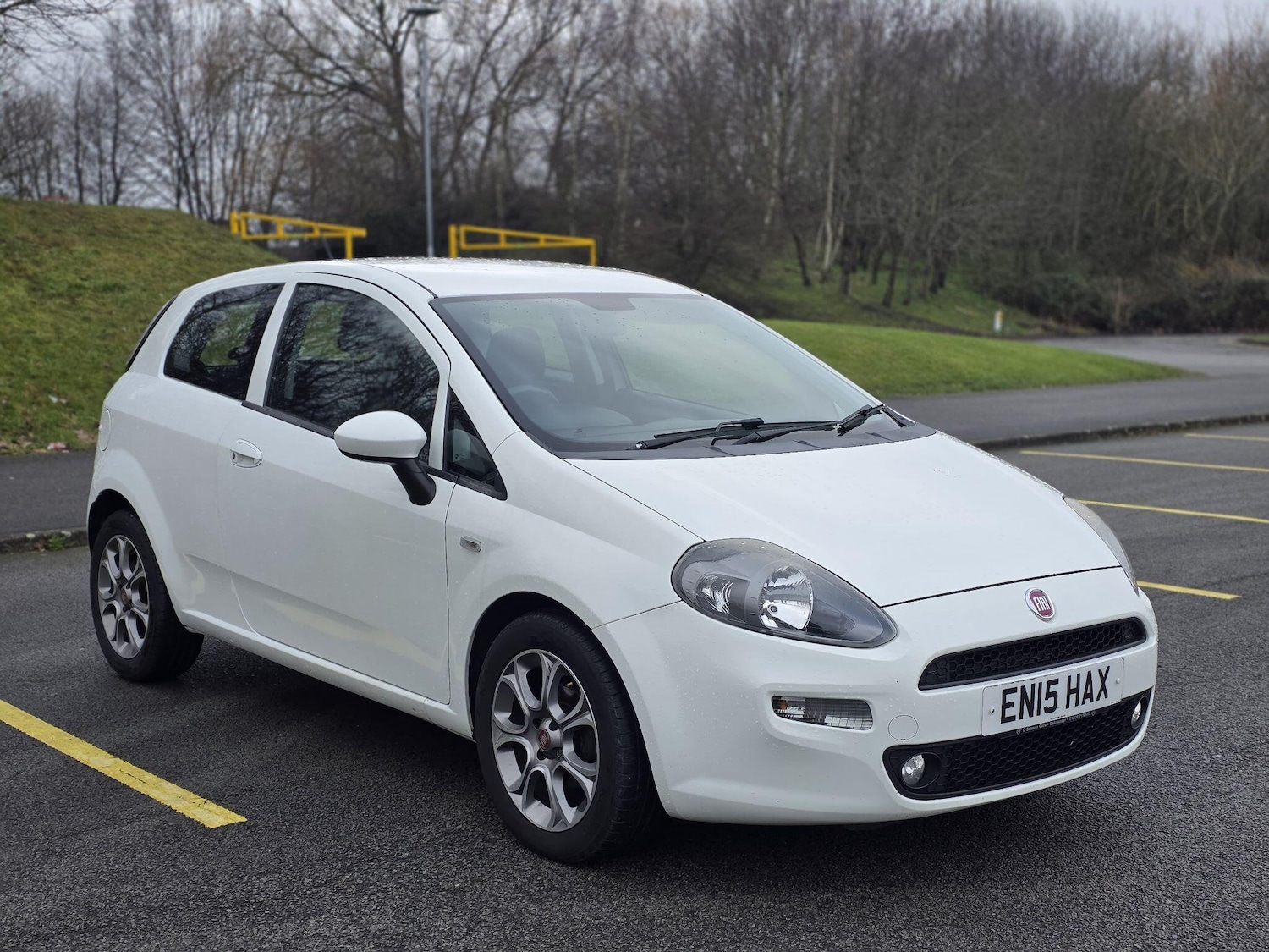Used Fiat Punto 2015 for sale - 77467900: Photo 6