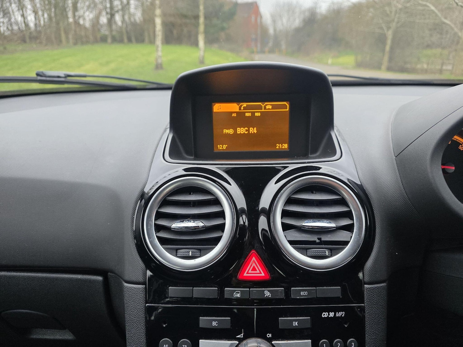 Used Vauxhall Corsa 2014 for sale - 77808949: Photo 36