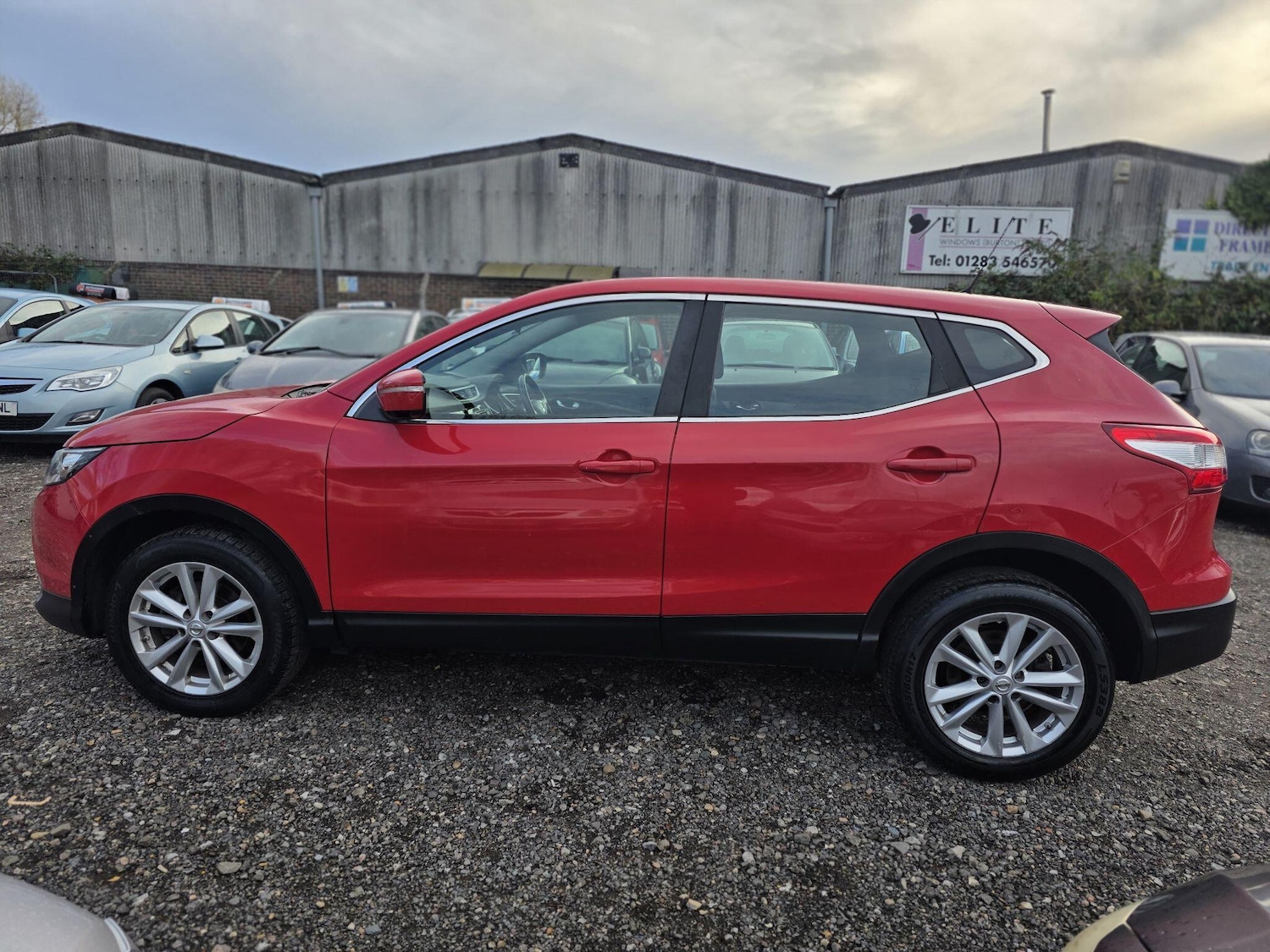Used Nissan Qashqai 2015 for sale - 76527668: Photo 14