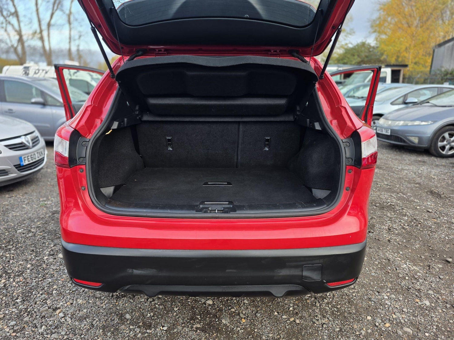 Used Nissan Qashqai 2015 for sale - 76527668: Photo 33