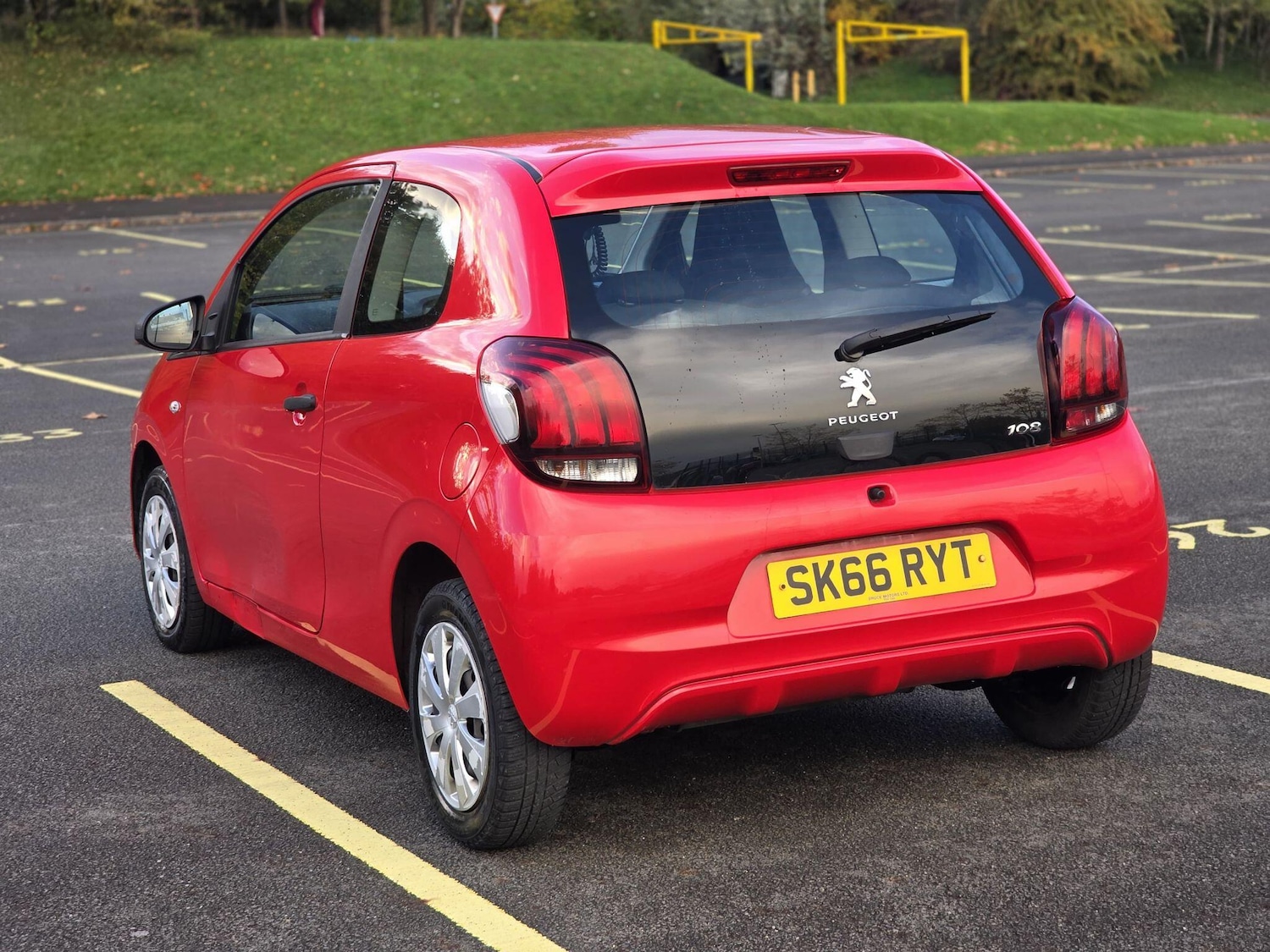 Used Peugeot 108 2016 for sale - 76360789: Photo 11