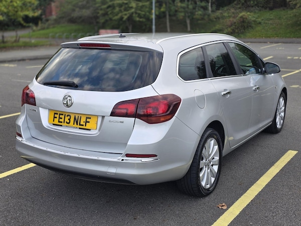 Used Vauxhall Astra 2013 for sale - 76137433: Photo 14