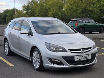 Used Vauxhall Astra 2013 for sale - 76137433: Photo