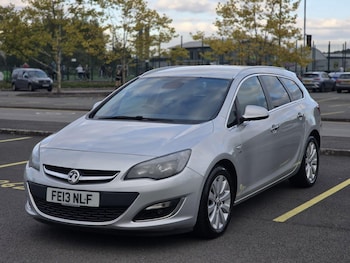 Used Vauxhall Astra 2013 for sale - 76137433: Photo