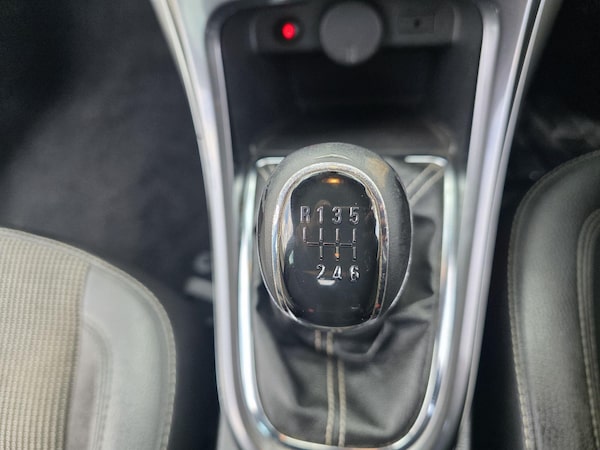 Used Vauxhall Astra 2013 for sale - 76137433: Photo 31