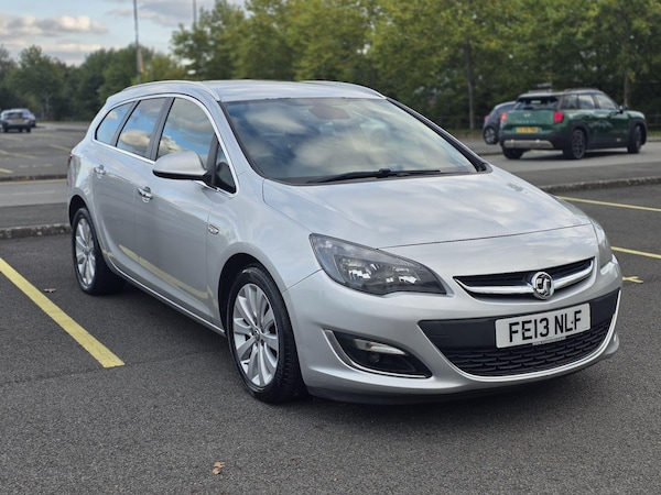 Used Vauxhall Astra 2013 for sale - 76137433: Photo 6
