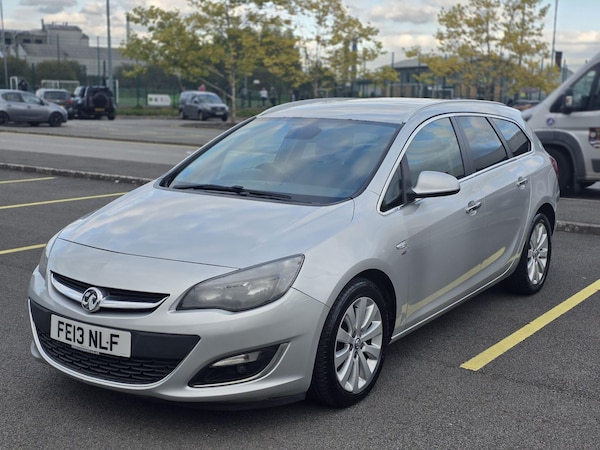 Used Vauxhall Astra 2013 for sale - 76137433: Photo 8