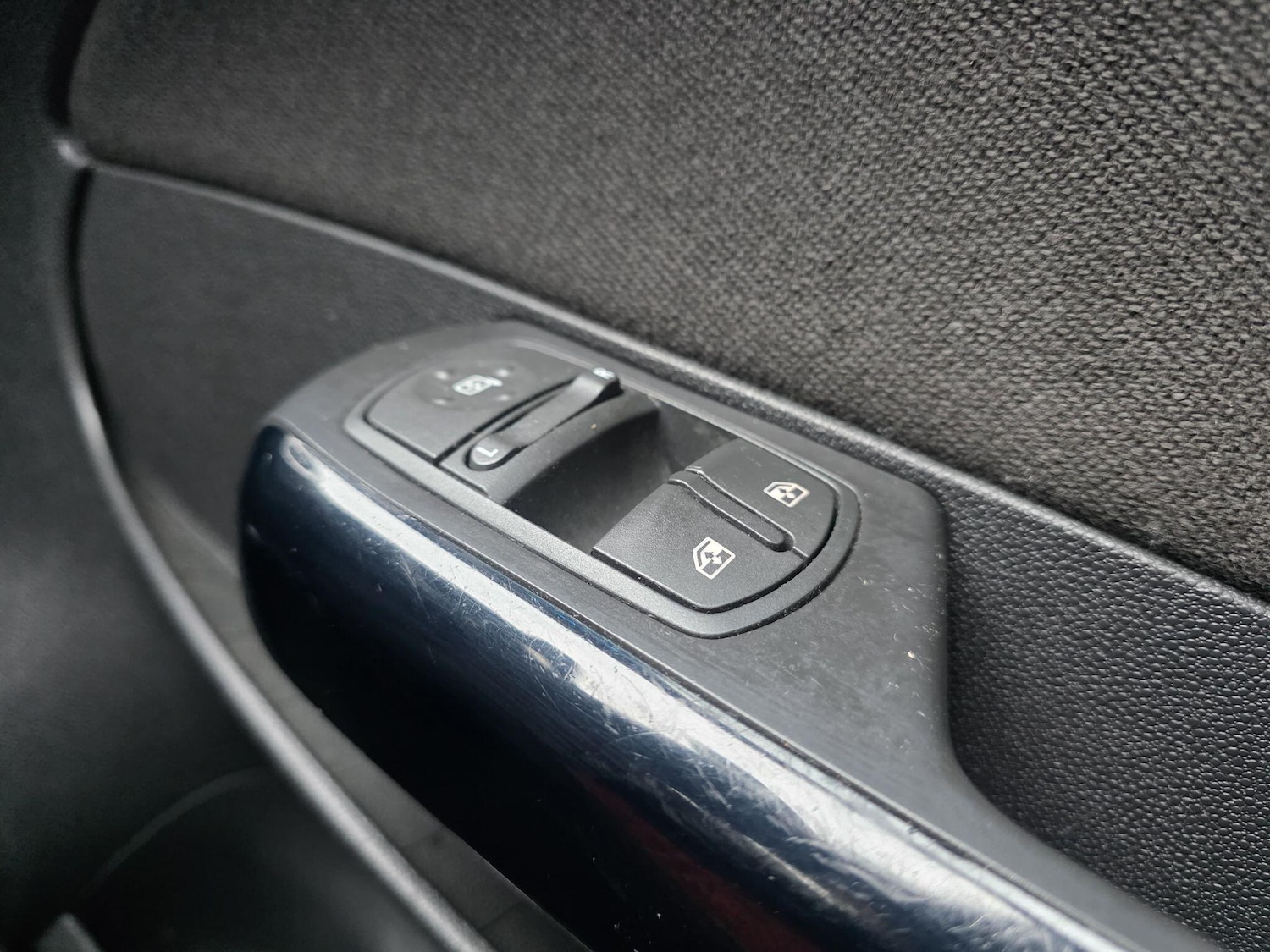 Used Vauxhall Corsa 2012 for sale - 77808034: Photo 30