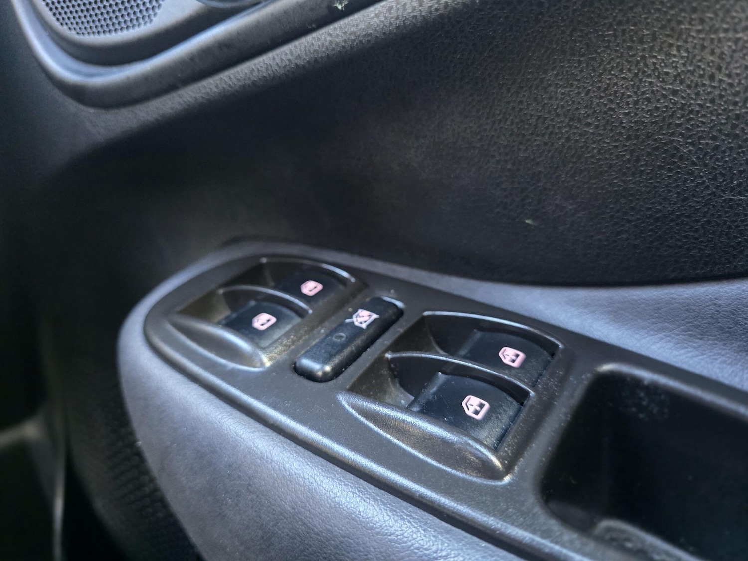 Used Fiat 500L 2013 for sale - 78220064: Photo 28