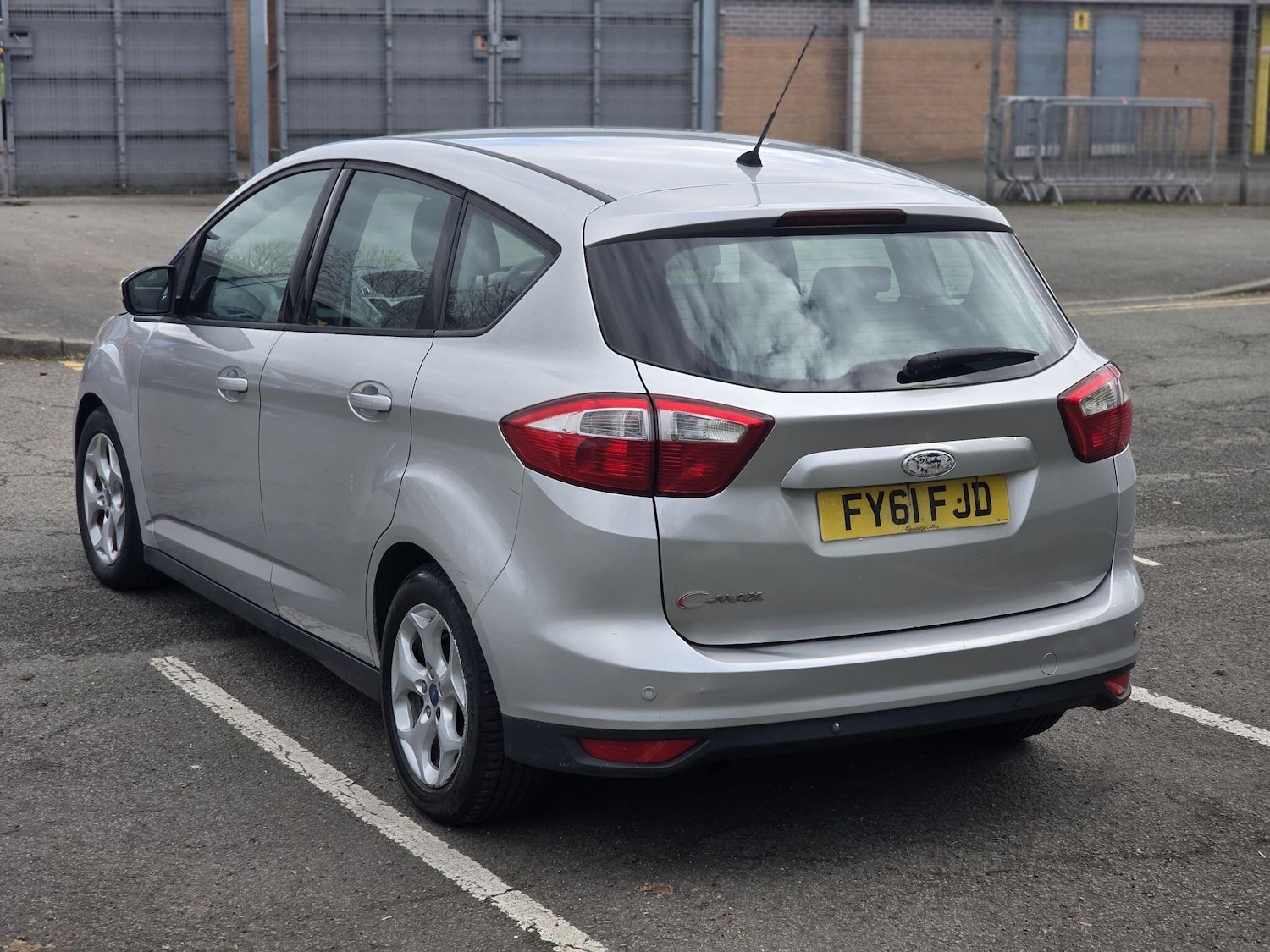 Used Ford C-Max 2011 for sale - 77883229: Photo 4
